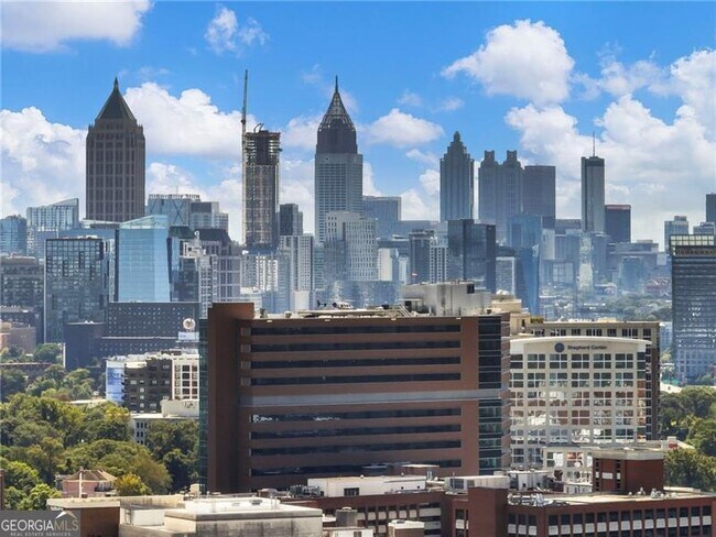 Building Photo - 115 Biscayne Dr NW