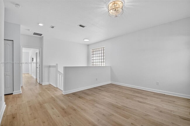 Building Photo - 7176 Sandgrace Ln