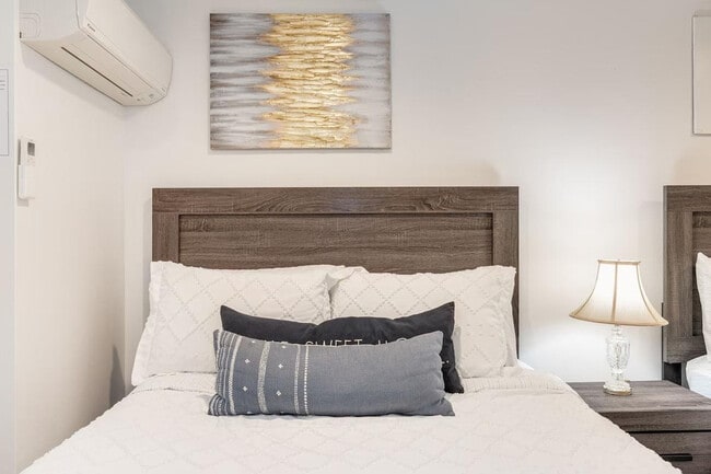 Building Photo - 115 110th Pl SE