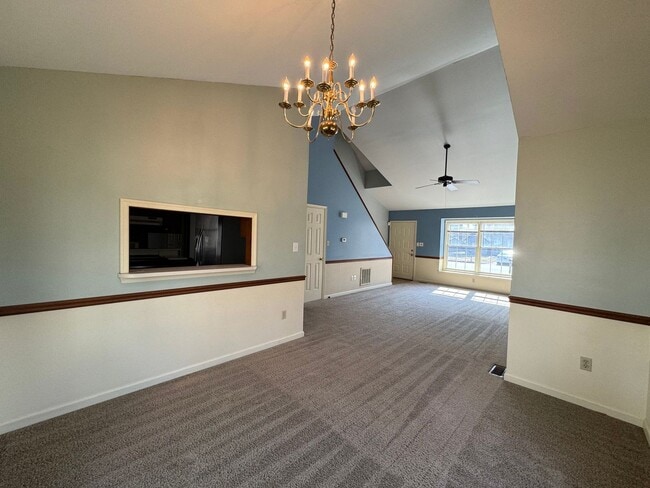 Building Photo - Introducing a charming Colonial style home...