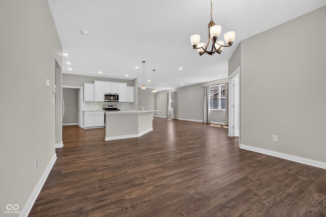 Building Photo - 9073 Lieven St