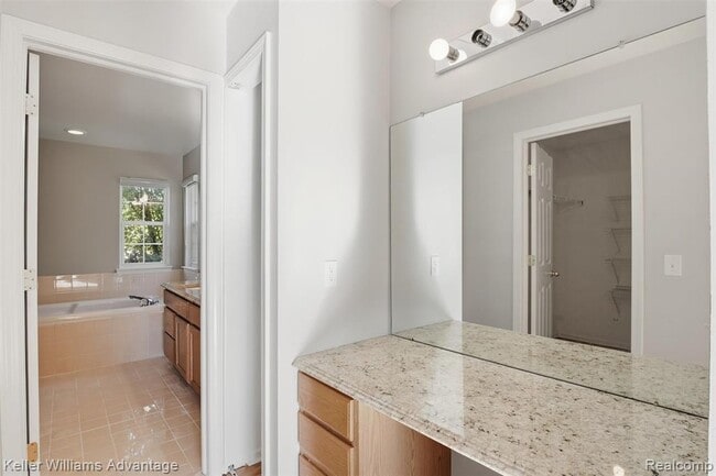 Building Photo - 1625 Emerald Pines Dr