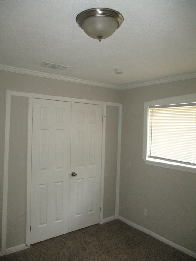 Building Photo - Call 832-538-3442 To Schedule Your Showing...