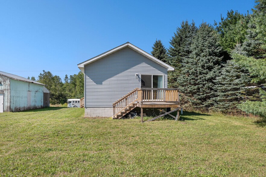 Building Photo - 14066 Deer Valley Ln