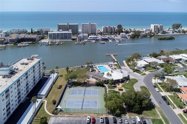 Building Photo - 10216 Regal Dr