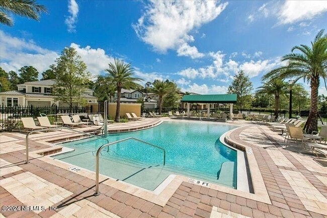 Building Photo - 2896 Lucena Ln