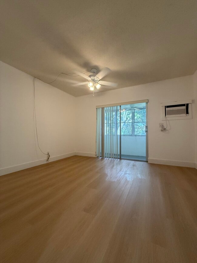 Building Photo - 63 Norwich C