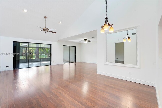 Building Photo - 244 Pleasant Wood Dr