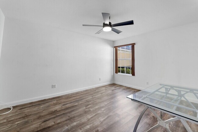 Building Photo - 8270 Eleuthera Ln