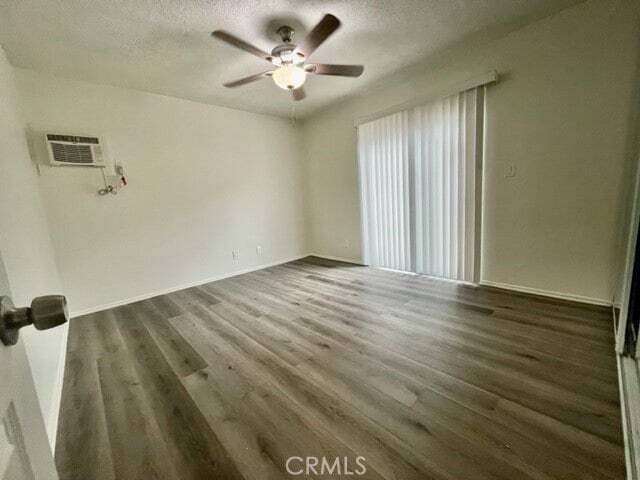 Building Photo - 685 E Vista Chino