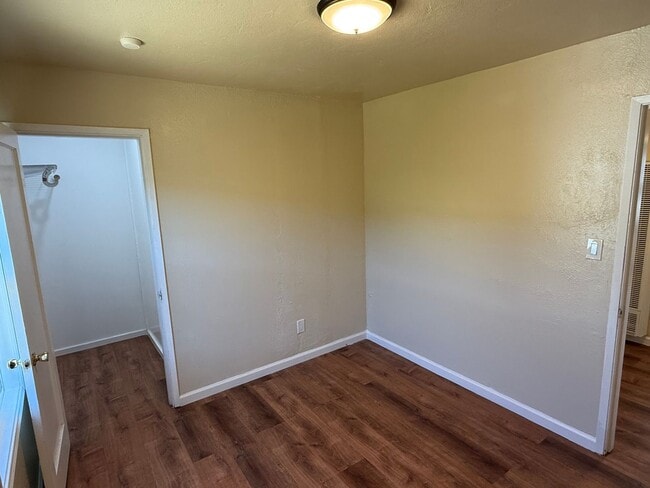 Building Photo - Richmond 2-Bedroom Single Family Home w/ 1...