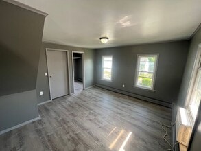 Building Photo - 12 Cypress St
