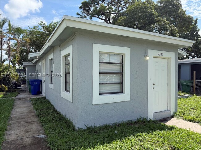 Building Photo - 2431 NW 9th St