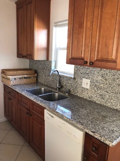 Kitchen - 2312 33rd St