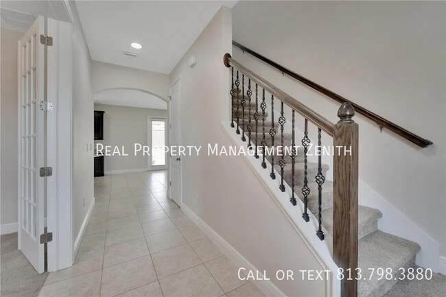 Building Photo - 12149 Creek Preserve Dr