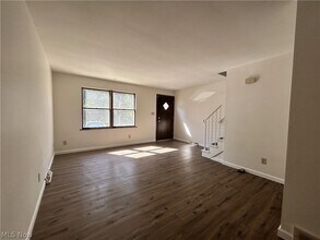 Building Photo - 3601 Beaumont Dr