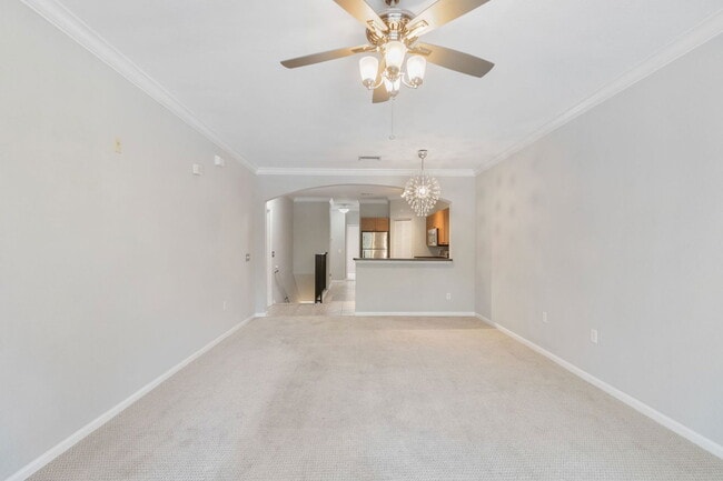 Building Photo - 2152 Portofino Pl