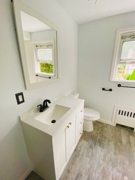 Renovated Bathroom - 33 Southfield Ave