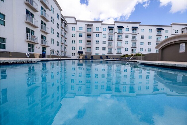 Building Photo - 50 Menores Ave