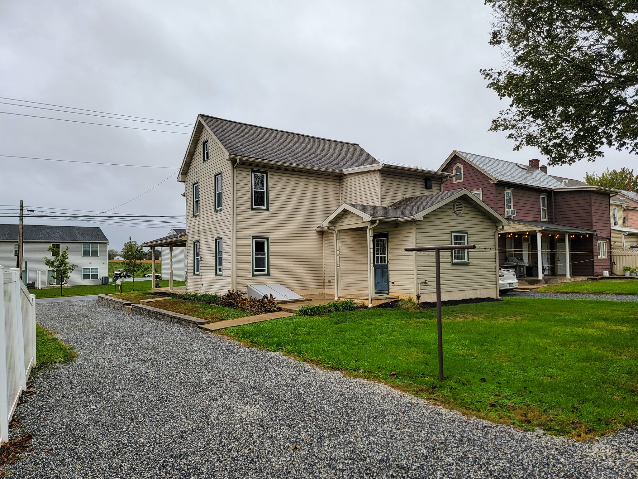 Building Photo - 69 S Line Rd