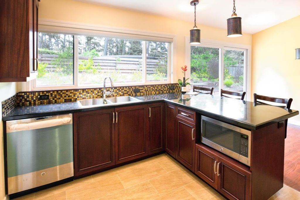 kitchen, breakfast bar - 4149 El Bosque Dr