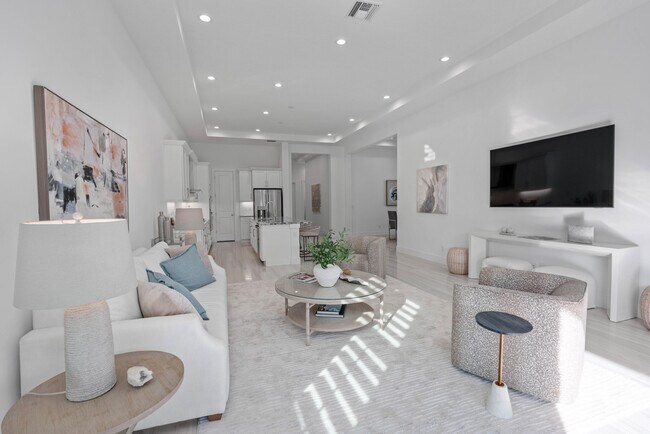 Building Photo - 13710 Artisan Cir