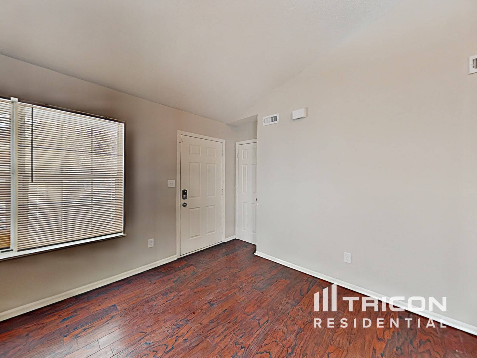 Building Photo - 3737 W 42nd Terrace