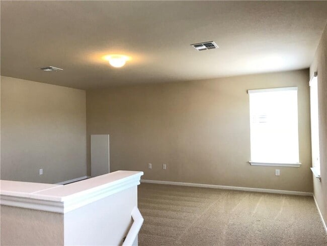 Building Photo - 3201 Ortman Dr