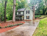 Building Photo - 7348 Oakwood Ln