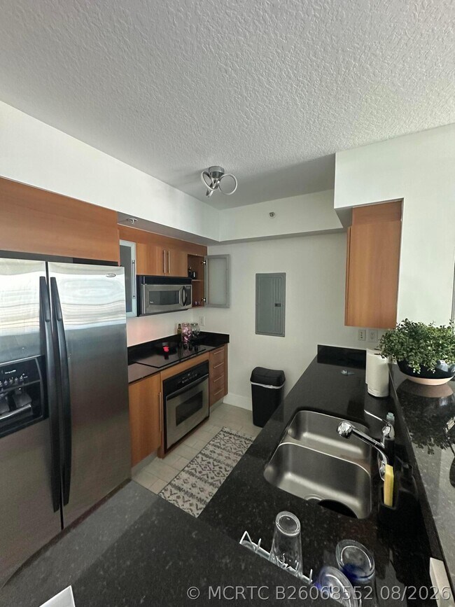 Building Photo - 325 S Biscayne Blvd