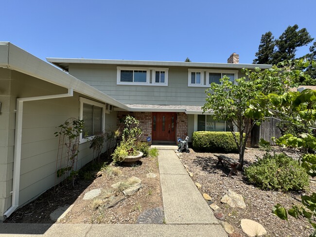 Primary Photo - 4825 Rockland Way