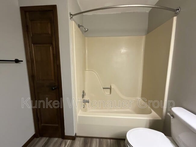 Building Photo - 1632 Progress Ln