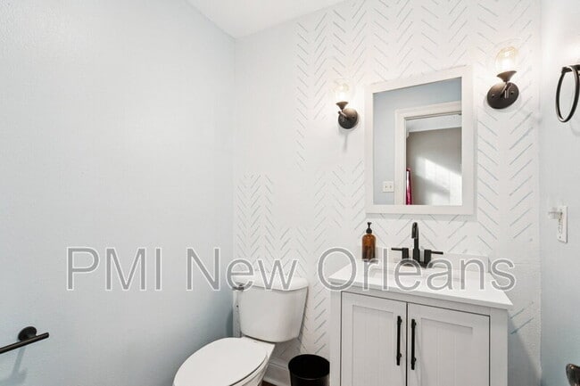 Building Photo - 114 Eden Isles Dr