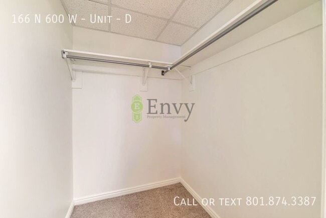 Building Photo - 166 N 600 W