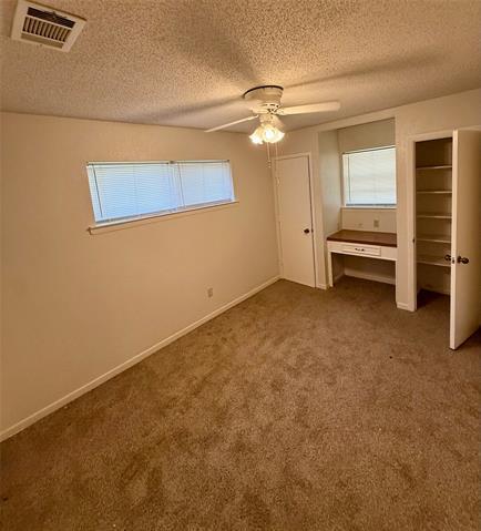 Building Photo - 124 Poinsettia Cir