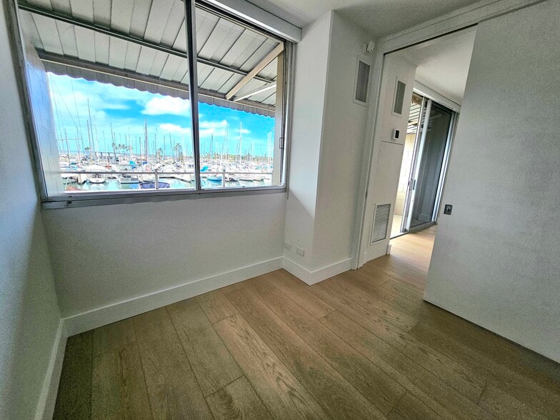 Building Photo - 1765 Ala Moana Blvd