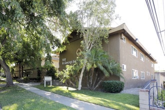 Building Photo - Glencrest Palms Apartments