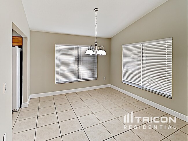 Building Photo - 401 Lisa Ann Ct
