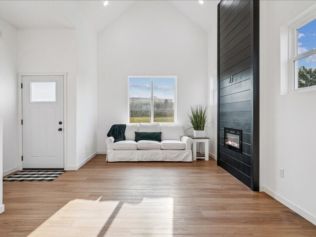 Building Photo - 1507 Duncan Dr