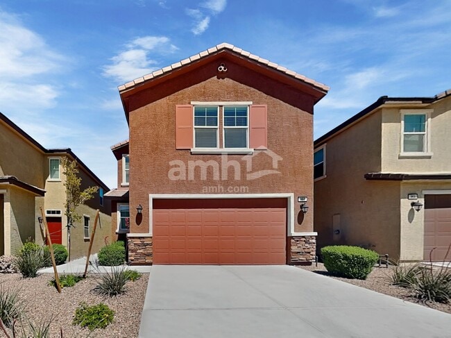 Primary Photo - 960 Nero Ave