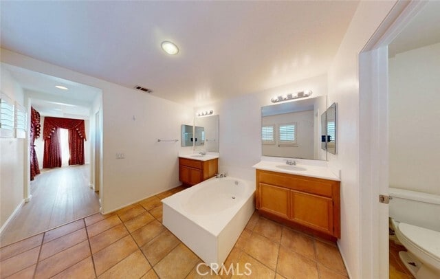 Building Photo - 19 Sorbonne St