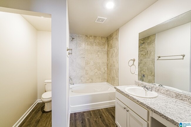 Building Photo - 148 Jonathan Dr