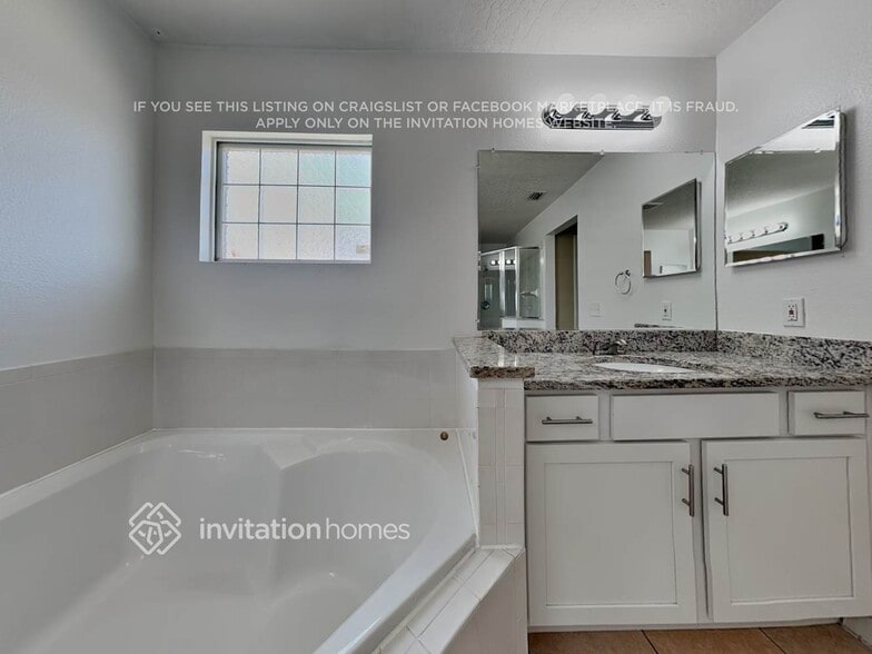 Building Photo - 1373 Old Millpond Rd