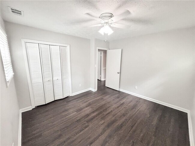 Building Photo - 1552 Blackwell Rd