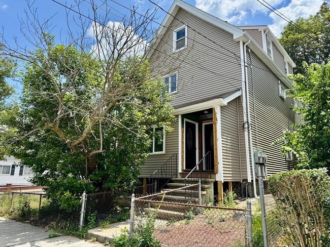 Building Photo - 201 Belmont St