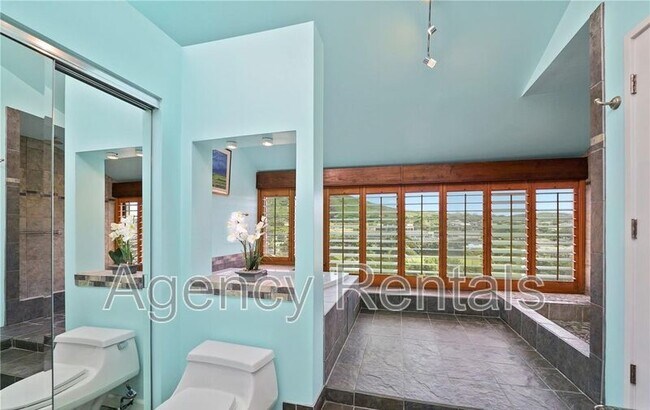 Building Photo - 500 Lunalilo Home Rd