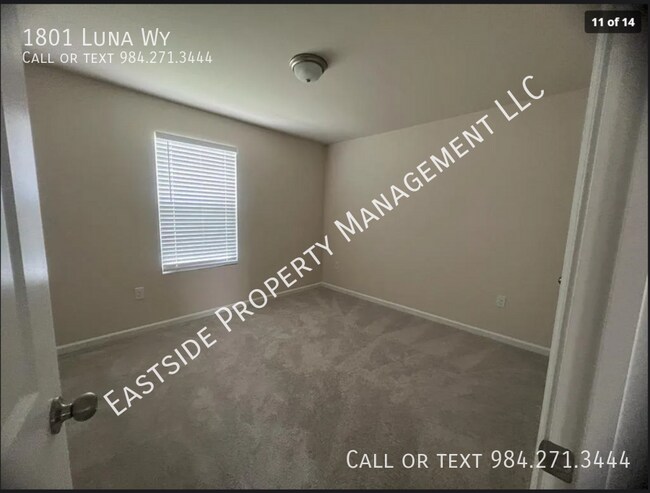 Building Photo - 1801 Luna Wy