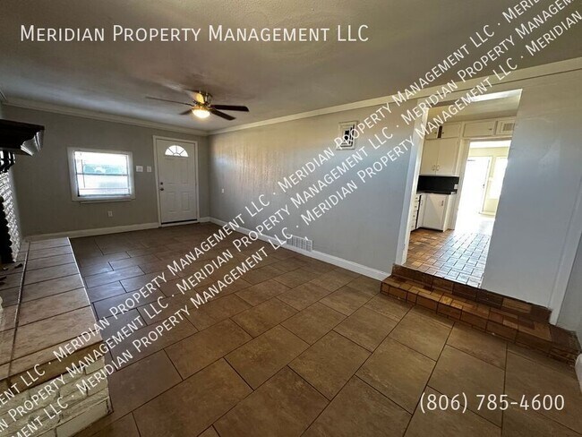 Building Photo - 1602 39th St