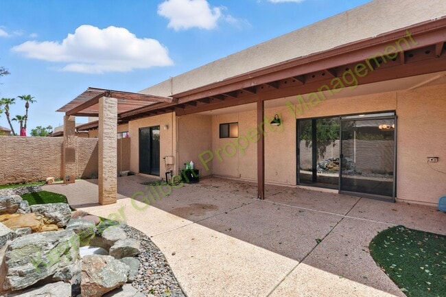 Building Photo - Charming 3-bed/2bath Chandler Home