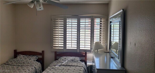 Building Photo - 2728 Bayo Ct